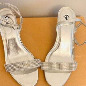 Silver Rhinestone Open Toe Heel Size 9 1/2 w